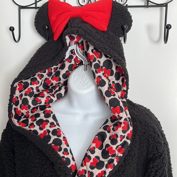 Adorable Minnie Mouse Robe🔥 - Picture 4 of 11